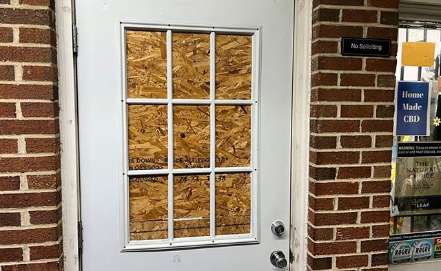 baltimore glass board up service